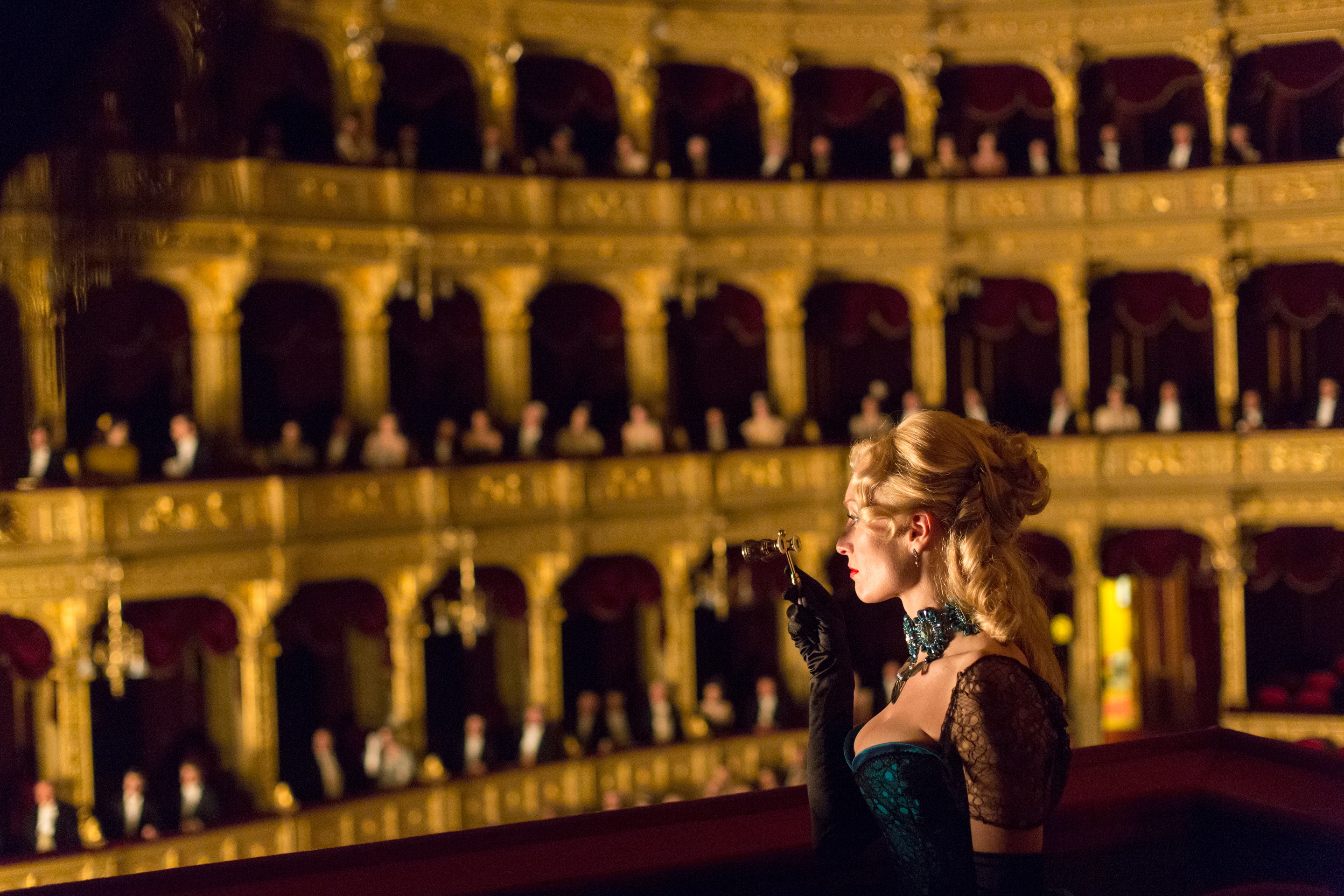 Dracula The Blood is the Life Photo 282576